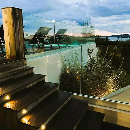 Arazu, 10 Personnes, Piscine Chauffee, Vue Mer, 15 Minutes A Pieds * Cirendinu