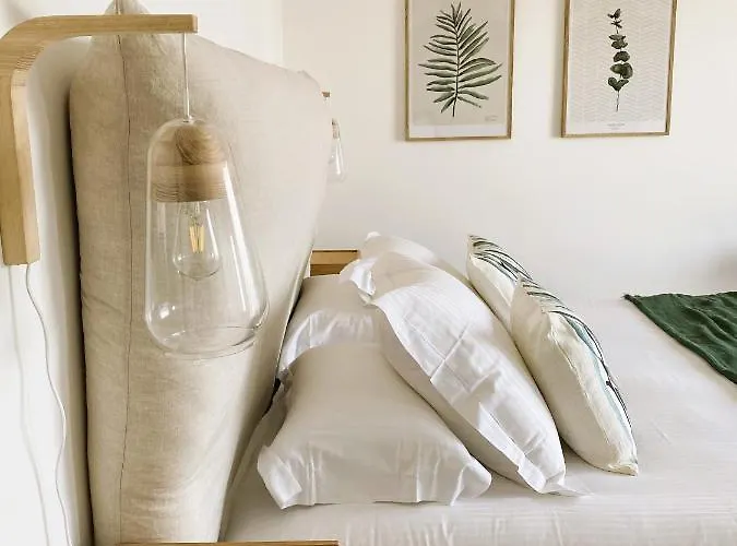 Vila Arazu, 10 Personnes, Piscine Chauffee, Vue Mer, 15 Minutes A Pieds Cirendinu