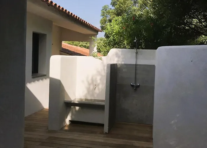 Vila Arazu, 10 Personnes, Piscine Chauffee, Vue Mer, 15 Minutes A Pieds Cirendinu