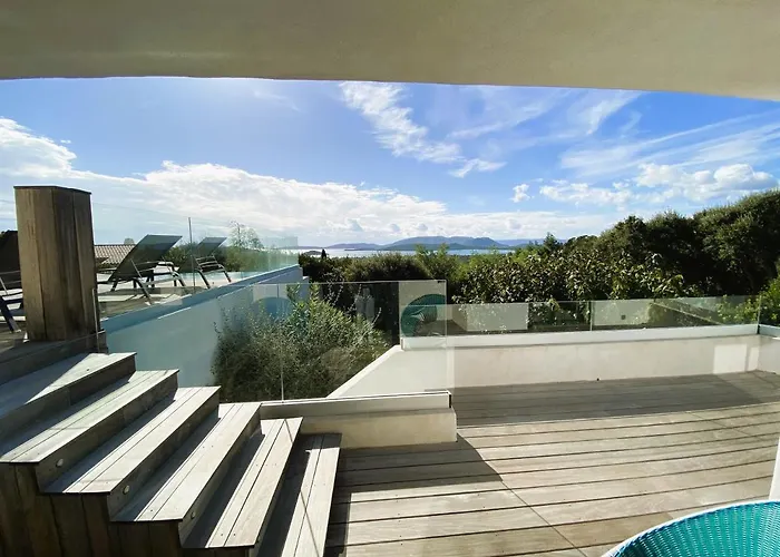 Arazu, 10 Personnes, Piscine Chauffee, Vue Mer, 15 Minutes A Pieds 别墅 Cirendinu