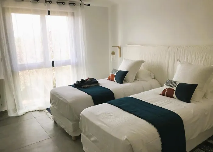 别墅 Arazu, 10 Personnes, Piscine Chauffee, Vue Mer, 15 Minutes A Pieds *