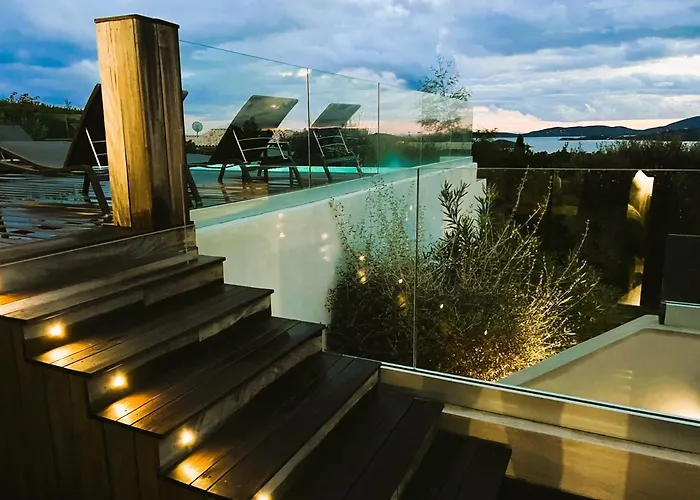 Arazu, 10 Personnes, Piscine Chauffee, Vue Mer, 15 Minutes A Pieds * Cirendinu